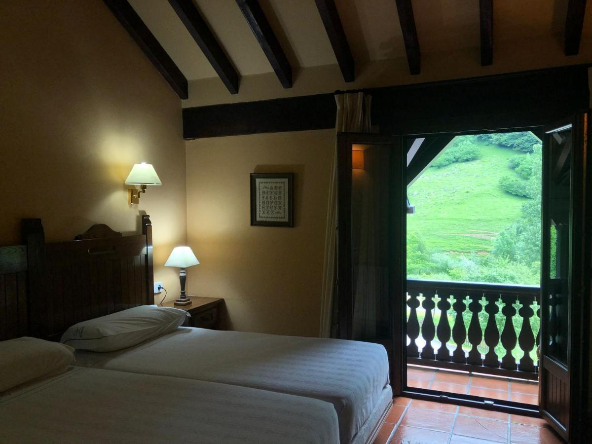 Hotel Rebeco Fuente Dé Exterior photo