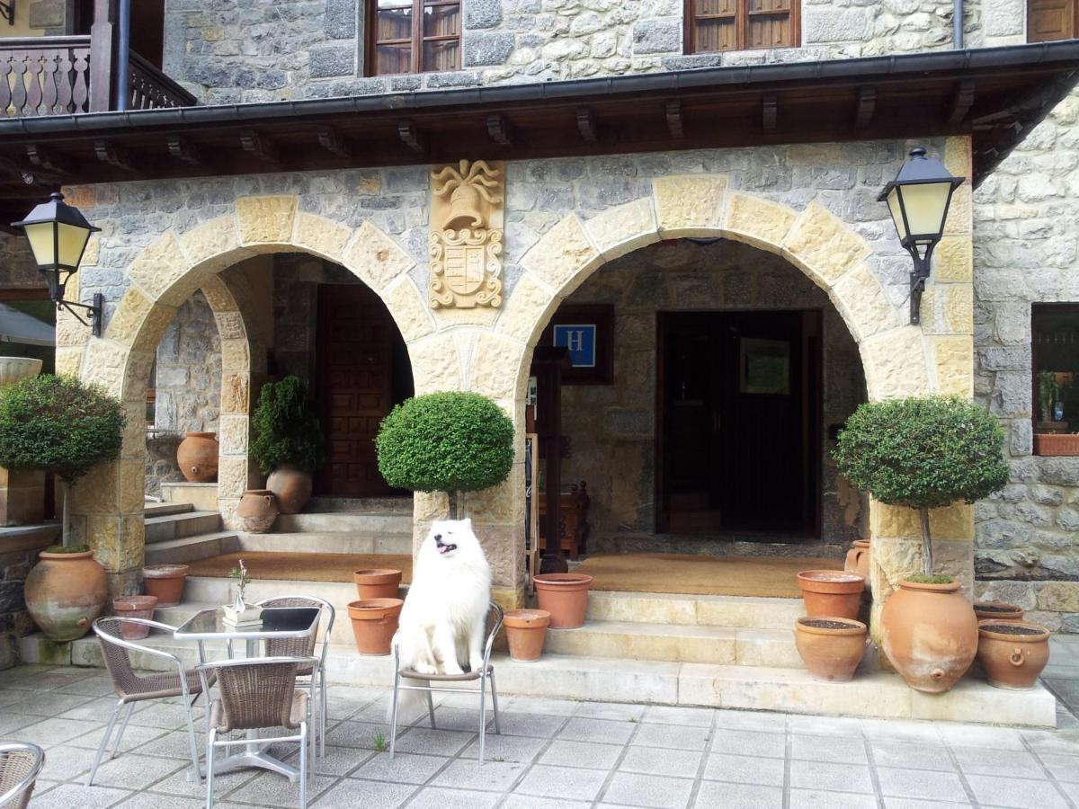 Hotel Rebeco Fuente Dé Exterior photo